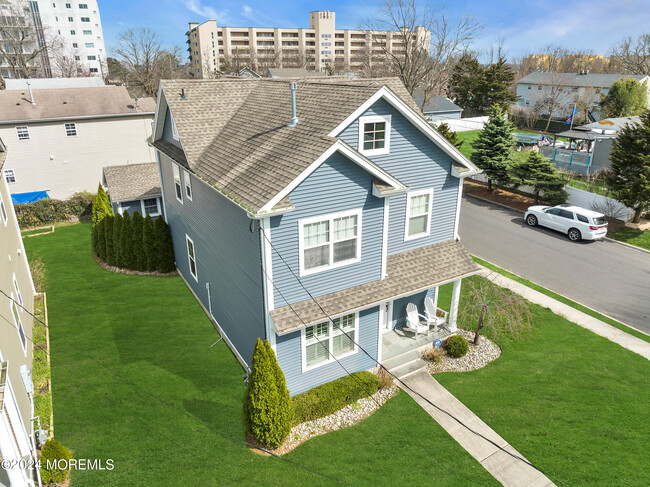 269 Hearn Ave