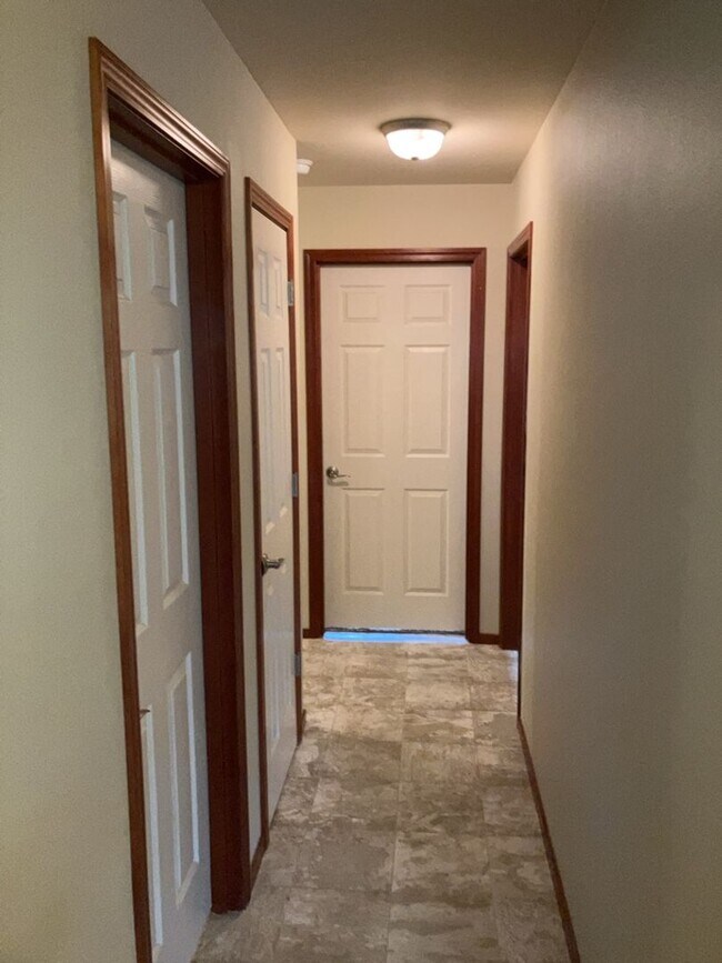 Photo - Windsor Place Apartments