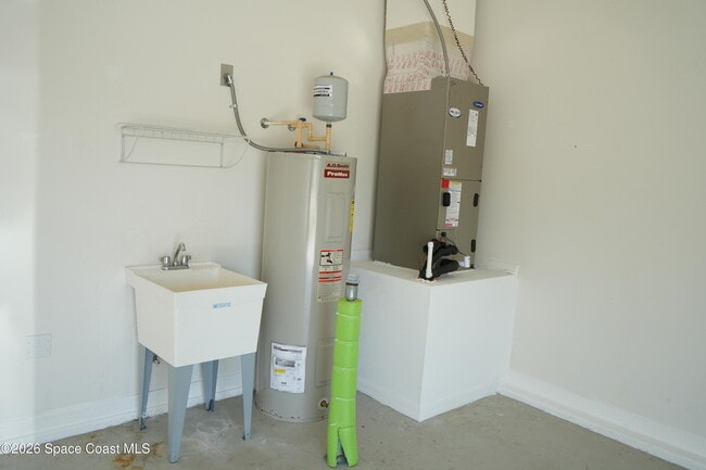 Photo - 3882 Manitoba Way