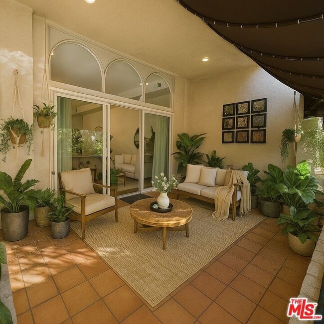 Photo - 5310 Lindley Ave Casa