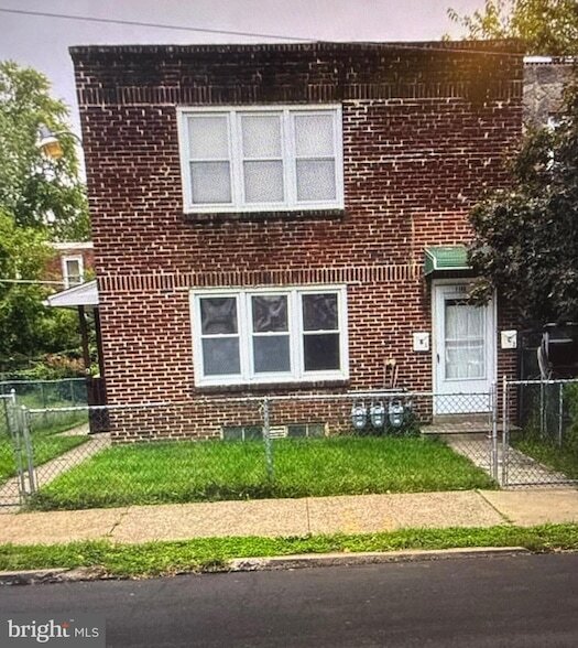 Photo - 1145 Empire Ave Condo Unit B