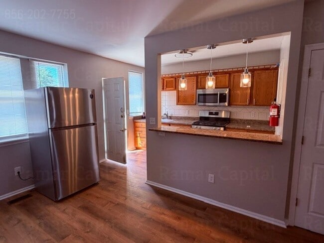 Building Photo - East Camden - 3BR Home with Modern Finishes and Central A/C