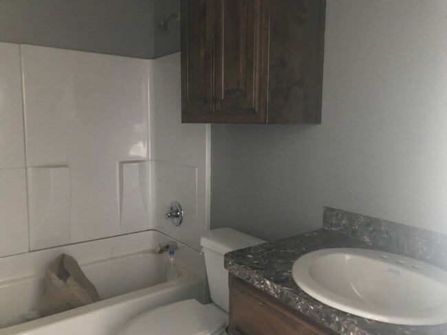 Photo - 306 W Sycamore Ln Unit 101