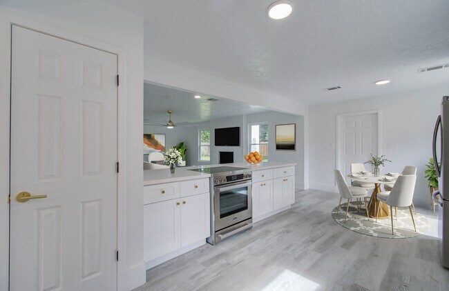 Photo - 550 Brandon Rd