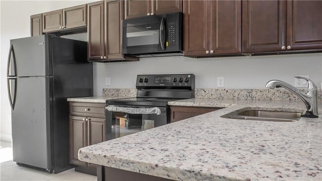 401 Albatross Ct