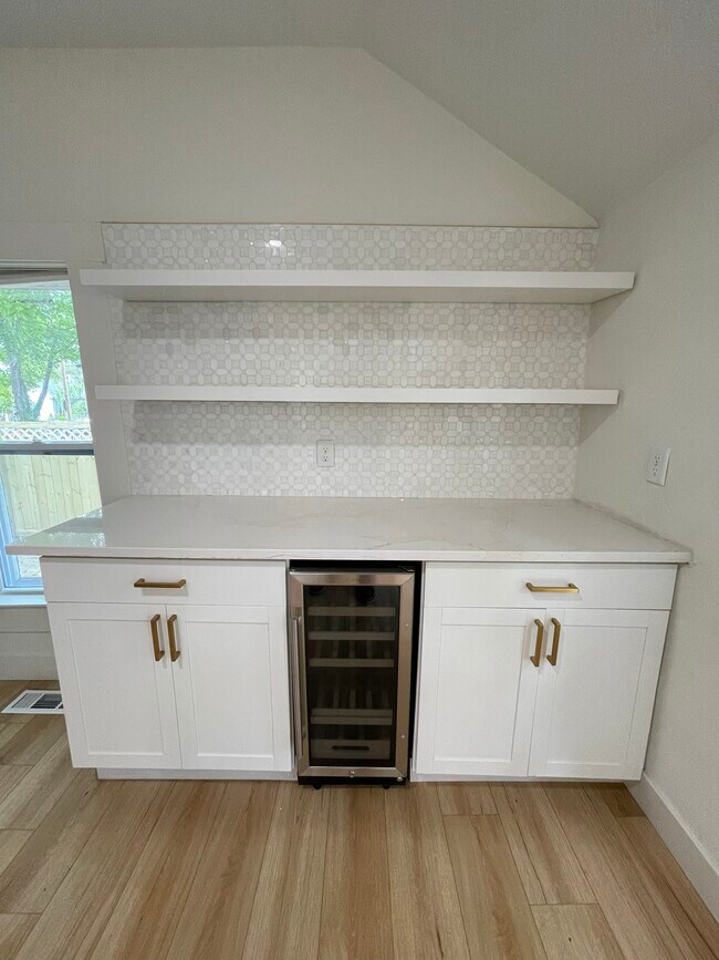 Photo - 64 E College Ave