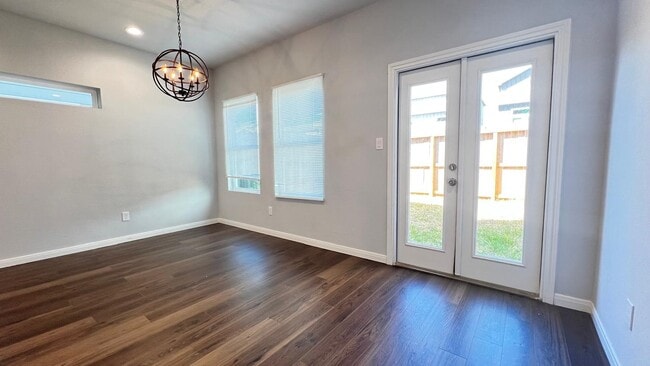 Photo - 4922 Dalhart Dr