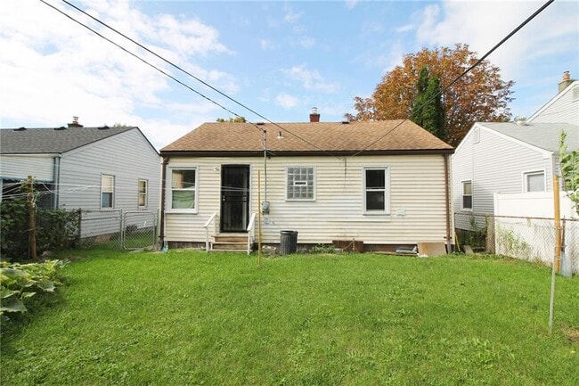 Photo - 21576 Audrey Ave