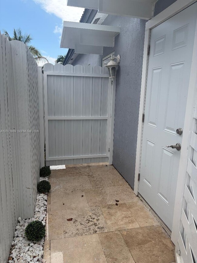 Photo - 6803 SW 158th Ave Unit rear