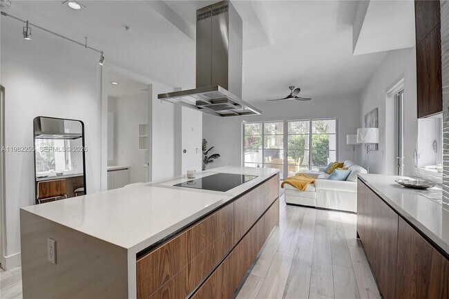 Photo - 155 E Boca Raton Rd