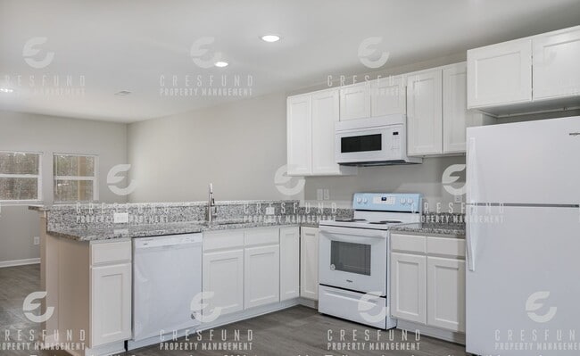 Photo - 2 Bedroom, 2 Bath - Like NEW and Available NOW!!!