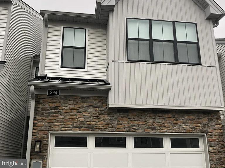 Photo - 294 Kennedy Dr