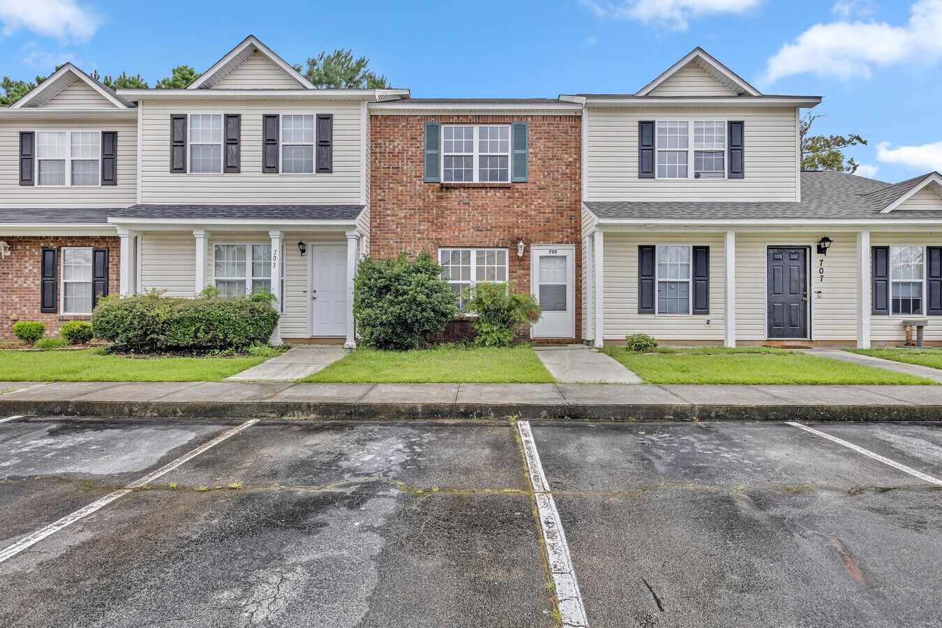 Photo - 705 Timberlake Trail