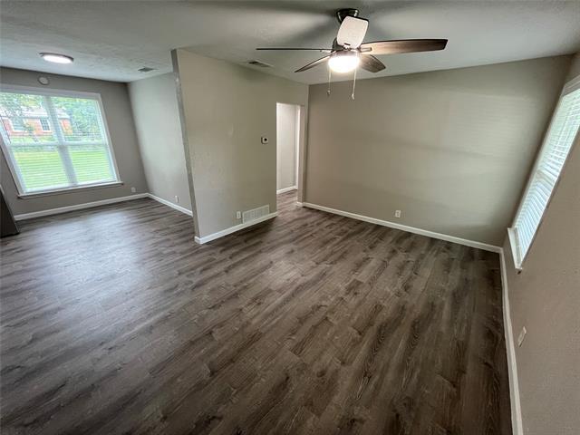 Photo - 10608 Cayuga Dr