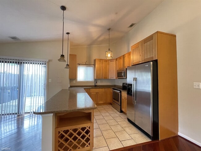 Photo - 2 br, 1 bath Condo - 135 Swiss Gap