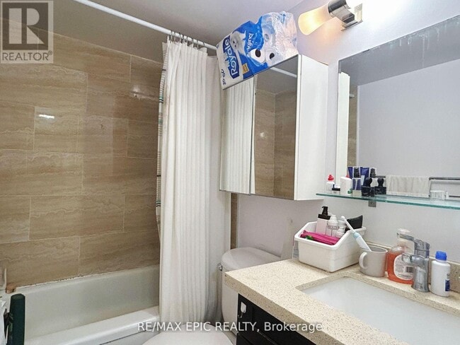 Photo - 350 Seneca Hill Dr Unit 908