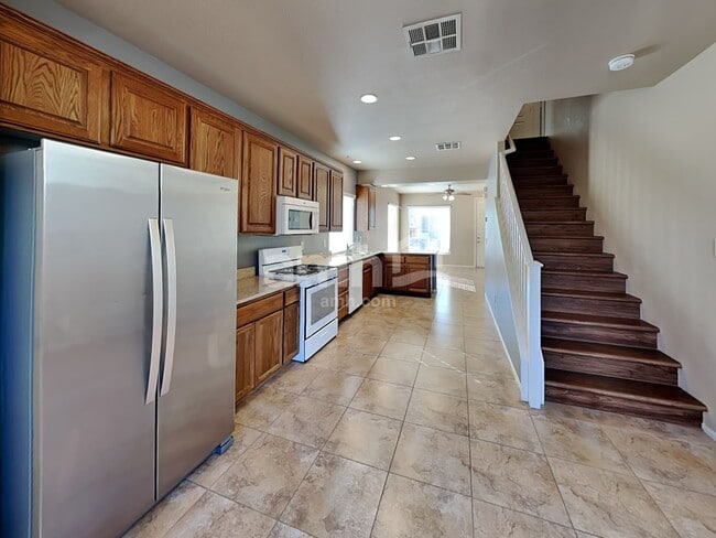 Photo - 10382 September Flower St