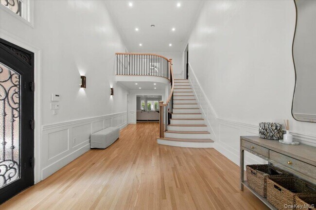 111 Barrett Rd