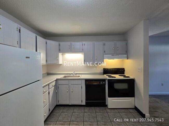 Photo - 10 Tall Pines Dr Unit 8