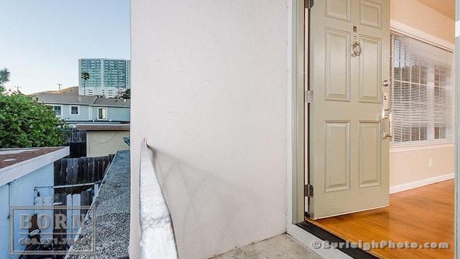 145 Gardiner Ave