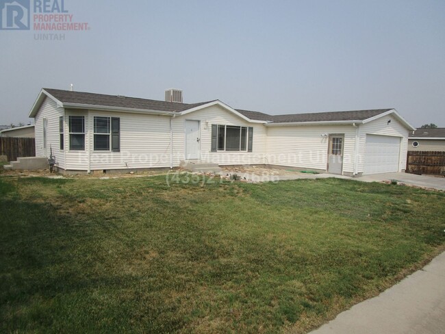 3 Bed 2 Bath House in Sunburst - 3 Bed 2 Bath House in Sunburst