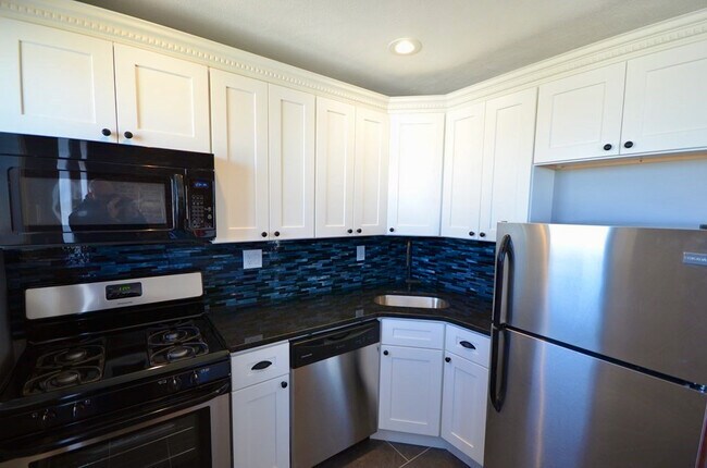 Photo - 349 Sumner St Unit 3