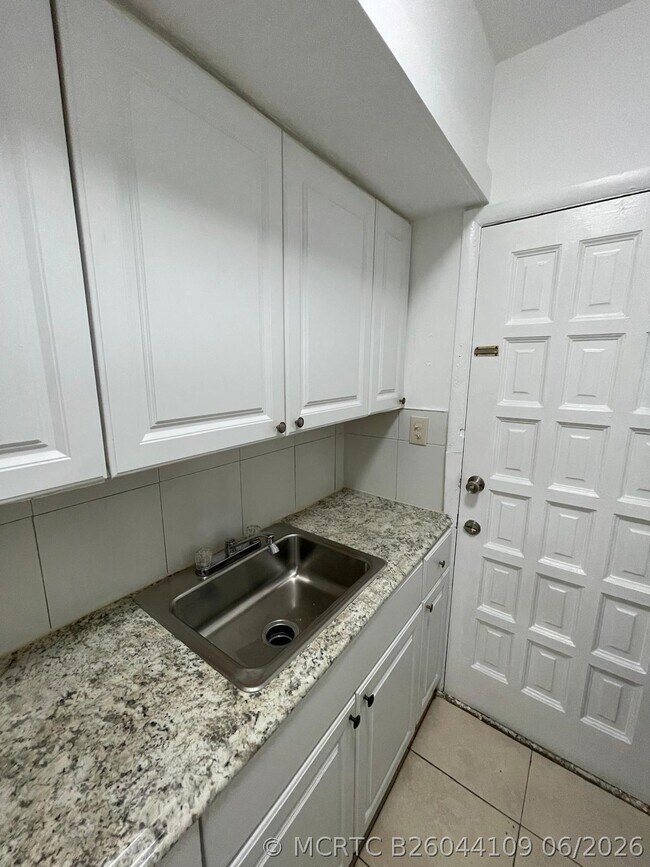 Photo - 6930 Byron Ave Unit 107