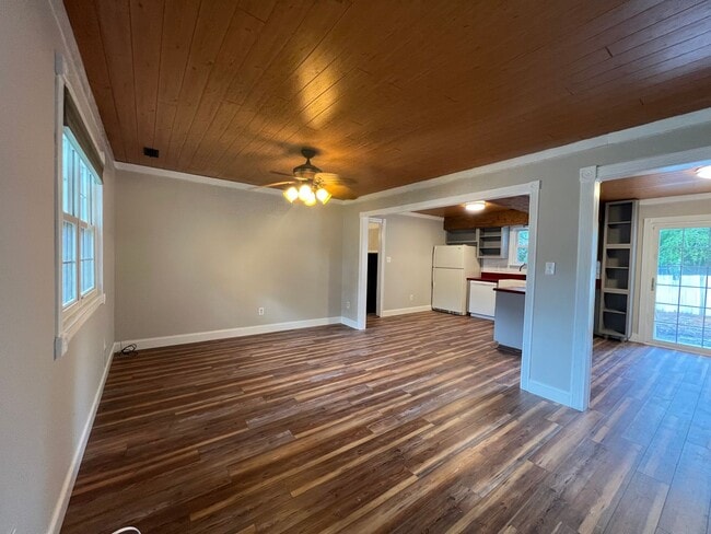 Photo - Cute 3 Bed 2 Bath!