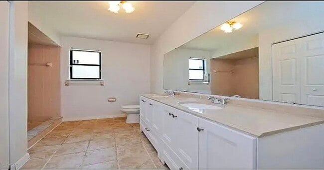 Photo - 280 Bosco Blvd