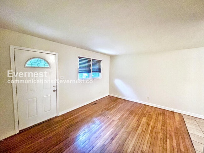 Photo - 12364 Mason Ave