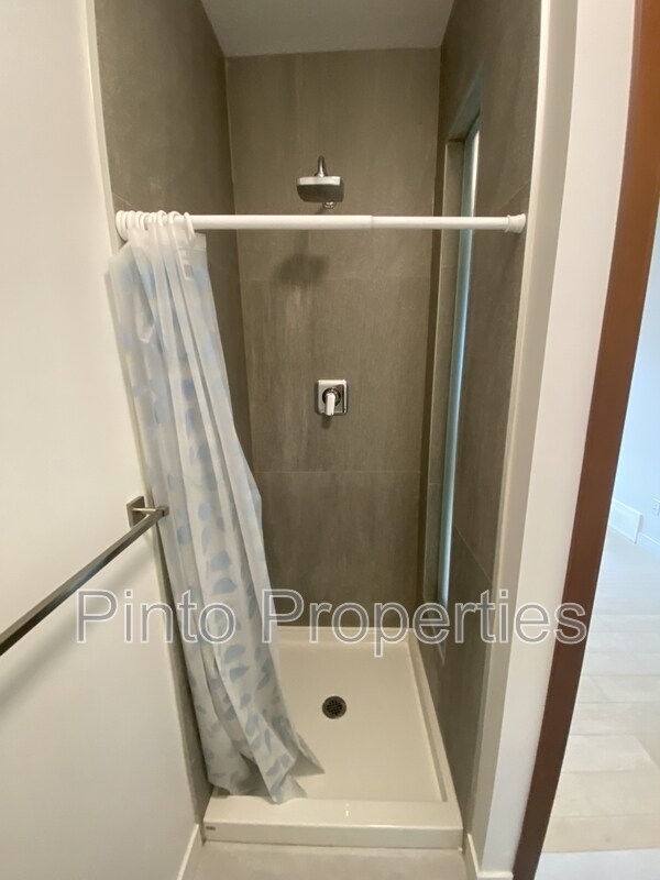 Photo - 10749-10786 86 Ave NW