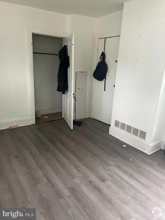 Building Photo - 178 S E Ave Unit 2 Rental