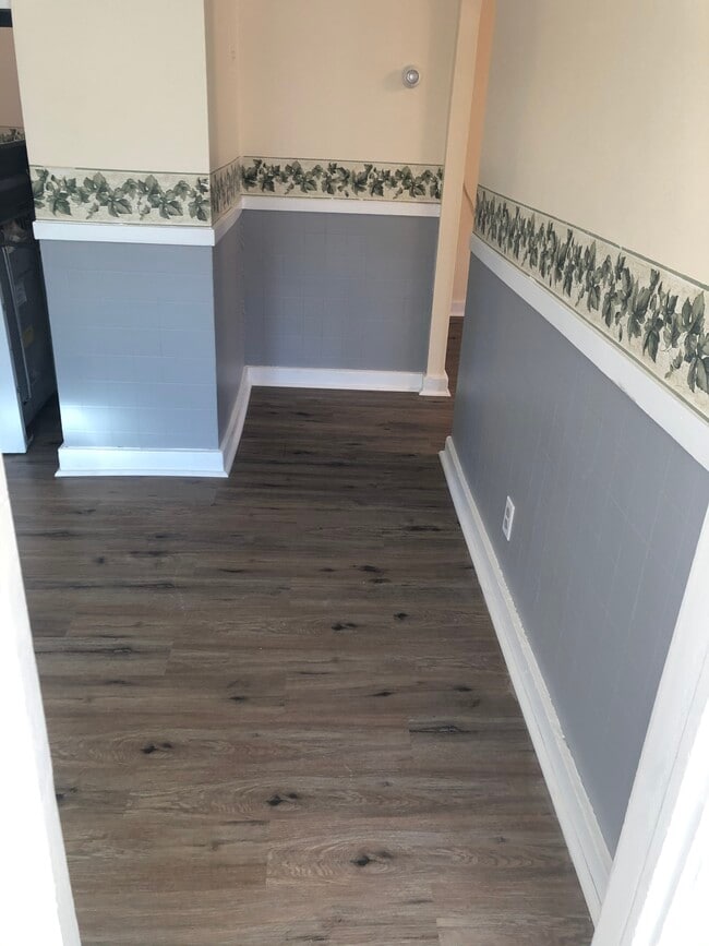 Photo - 68 Perry Ave