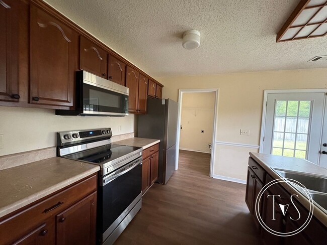 Photo - RATE DROP ALERT (was $2,374/month) and FAL...