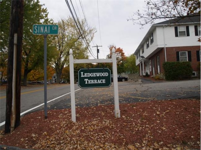 Well-Maintained 2-Bedroom Condo in prime C... - Well-Maintained 2-Bedroom Condo in prime C...
