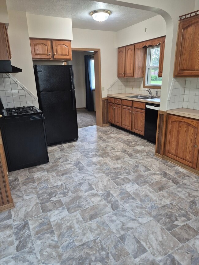 Cocina, estufa/refrigerador/lavavajillas - 1451 Alden Ave SW
