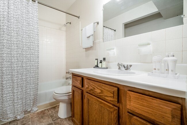 Photo - Cambridge Apartments