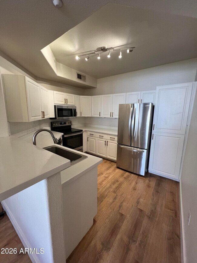 Photo - 5303 N 7th St Unidad 228