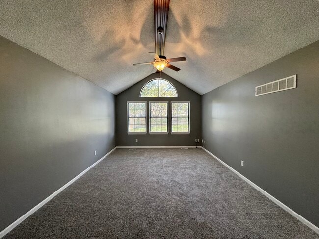 Photo - 1412 SW Highland Dr