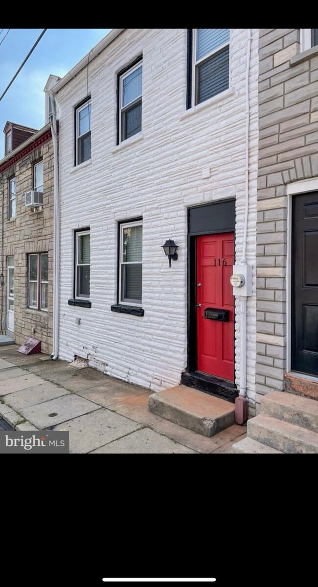 Photo - 116 Church St Townhome