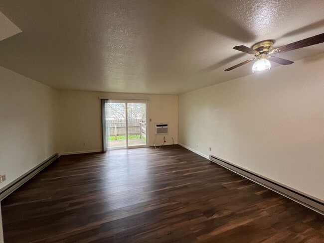 Photo - cold02 Unit 159