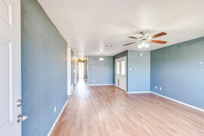 Photo - 2913 Starlight Dr