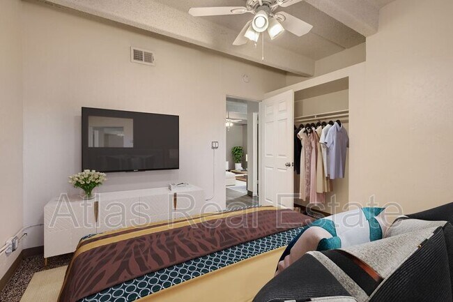 Photo - Julian Square Apartments