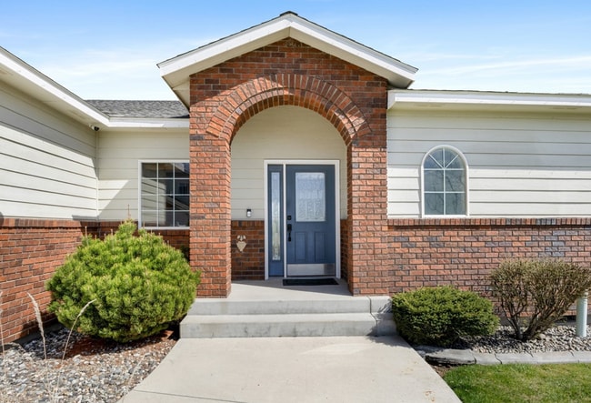 Photo - Lakefront Home in Cascade Valley