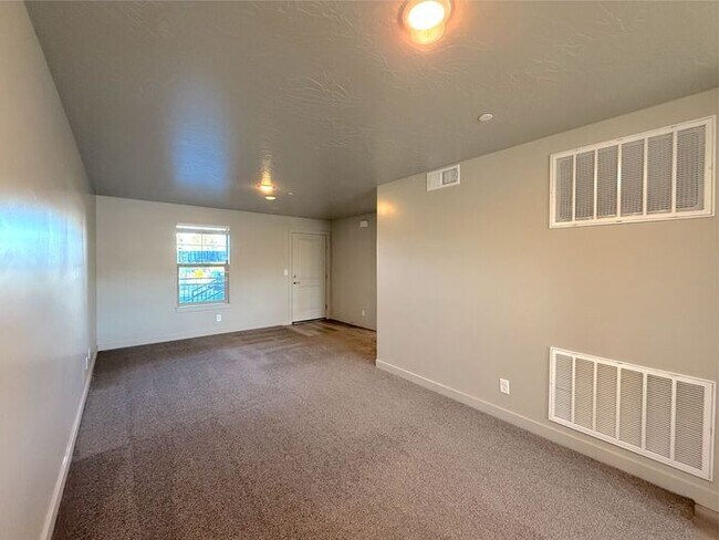 Photo - 2 bed, 1 bath Condo Unit b104