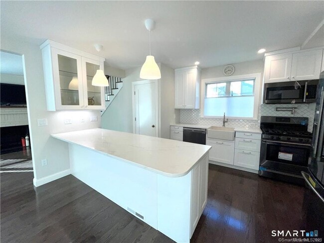 Photo - 49 Midland Ave