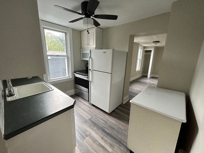 Photo - 512 W Orange St Unidad #2