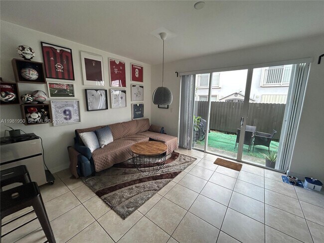 Photo - 5590 NW 107th Ave Unit 1102