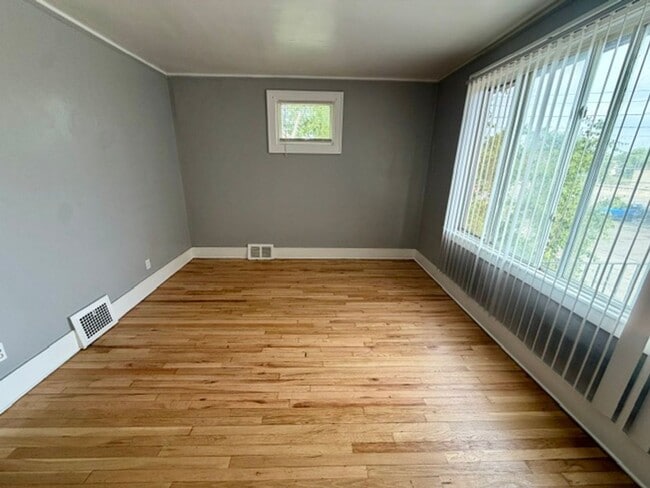Photo - 14028/30 Faircrest Unit 14028  4 Upper