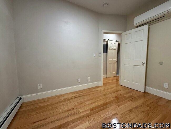 51 Joy St Unit 1R